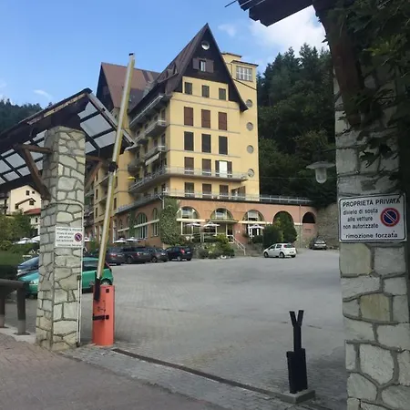 Casa Mia *